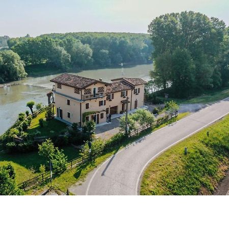 B&B La Casa sul Fiume San Martino dall'Argine Esterno foto